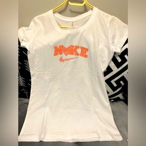 Women Nike Tshirt